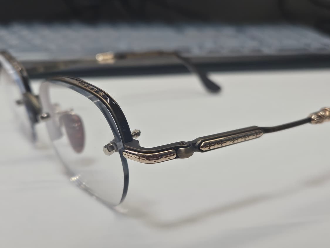 크롬하츠 프로스티드 반무테 안경 SND/CLB (S급) 상품이미지5