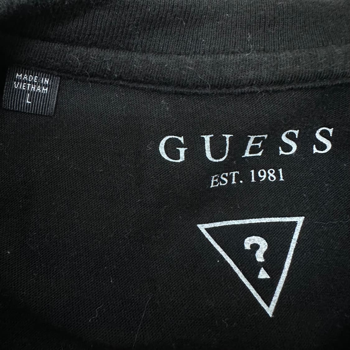 GUESS 게스 남녀공용 반팔티셔츠 블랙 L 상품이미지3