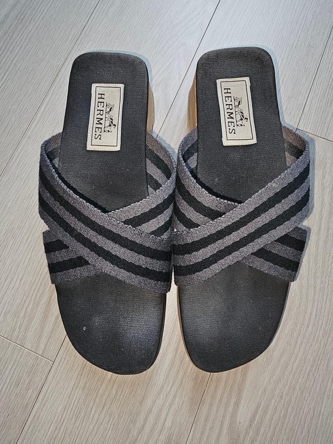 에르메스 스트라이프 슬리퍼 샌들 상품이미지1