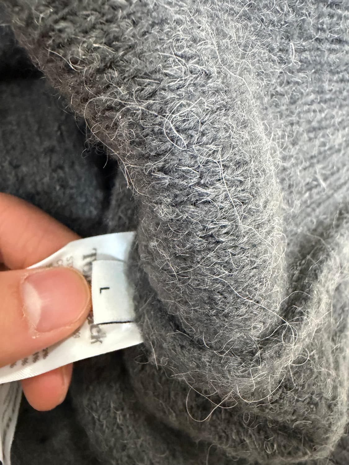 토니웩 알파카 가디건 판매합니다 상품이미지3