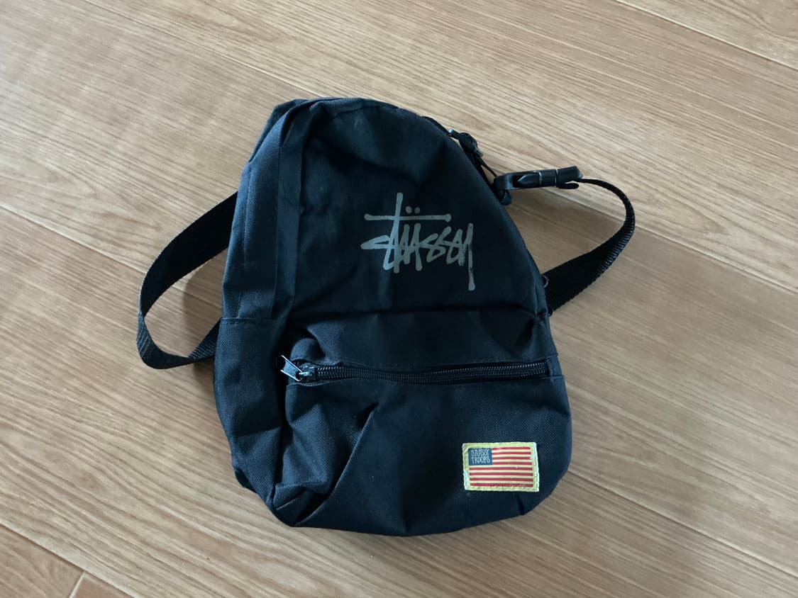 스투시 스탁로고 미니백 상품이미지1