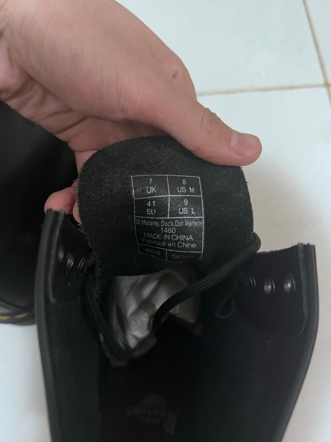 닥터마틴 1460 나파 레더 레이스업 부츠 블랙 UK7 상품이미지7