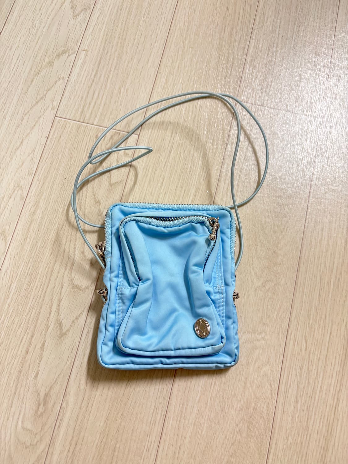 기준 새틴 미니백 상품이미지3