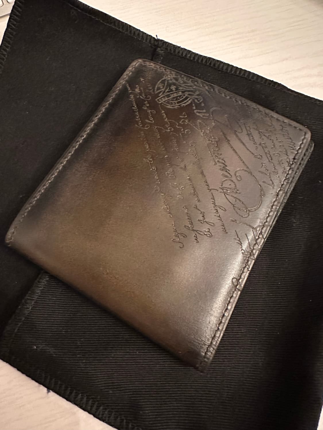 24시간만판매) 벨루티 스크리토 반지갑 단품 상품이미지1