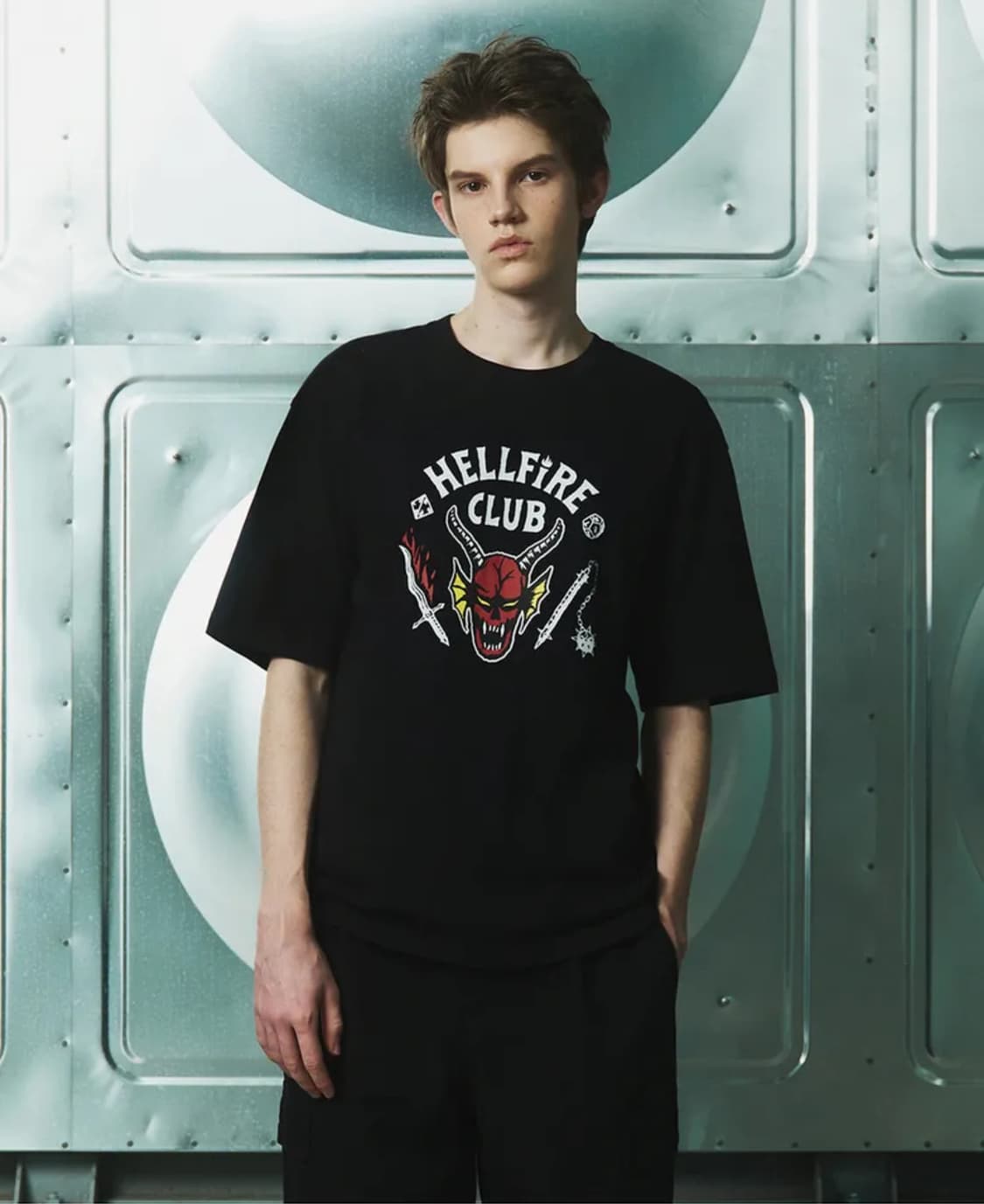 기묘한이야기 스띵 헬파이어 클럽 티셔츠 HELLFIRE CLUB 상품이미지1