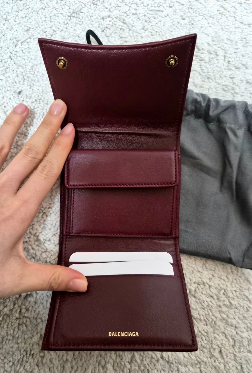 발렌시아가 아워글래스 3단 지갑 상품이미지2