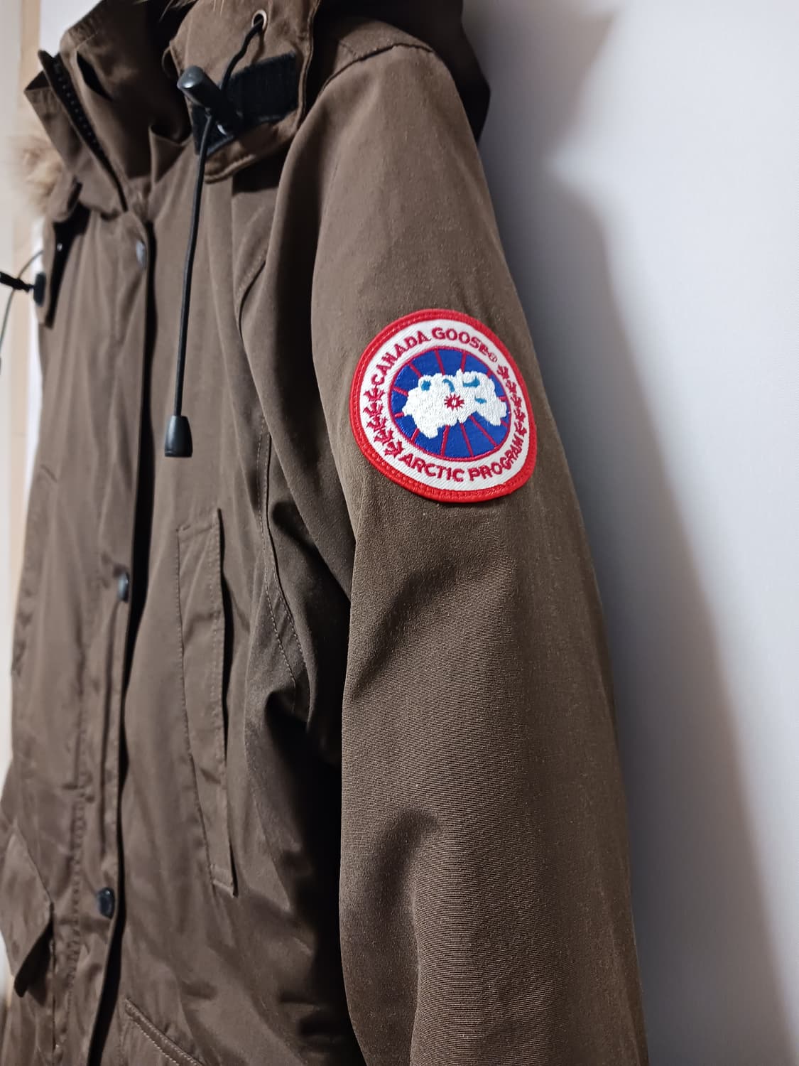 캐나다구스 여성트리리움 패딩 상품이미지5