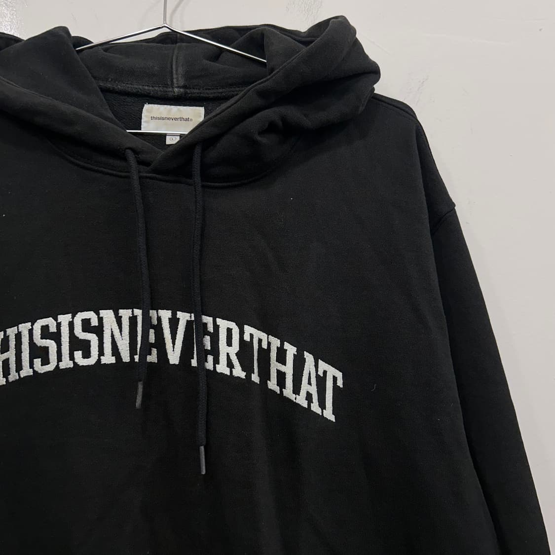 디스이즈네버댓 실버 빅로고 오버핏 후드티 상품이미지1