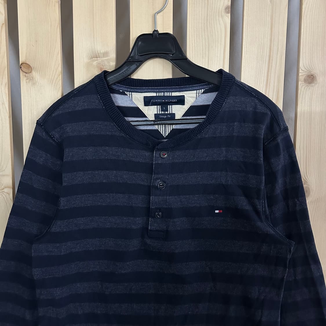 (S) 타미힐피거 스트라이프 헨리넥 롱슬리브 티셔츠 상품이미지4