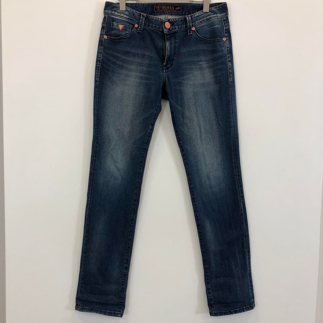 게스 프리미엄 스틸로고 청바지 31 인치 상품이미지1