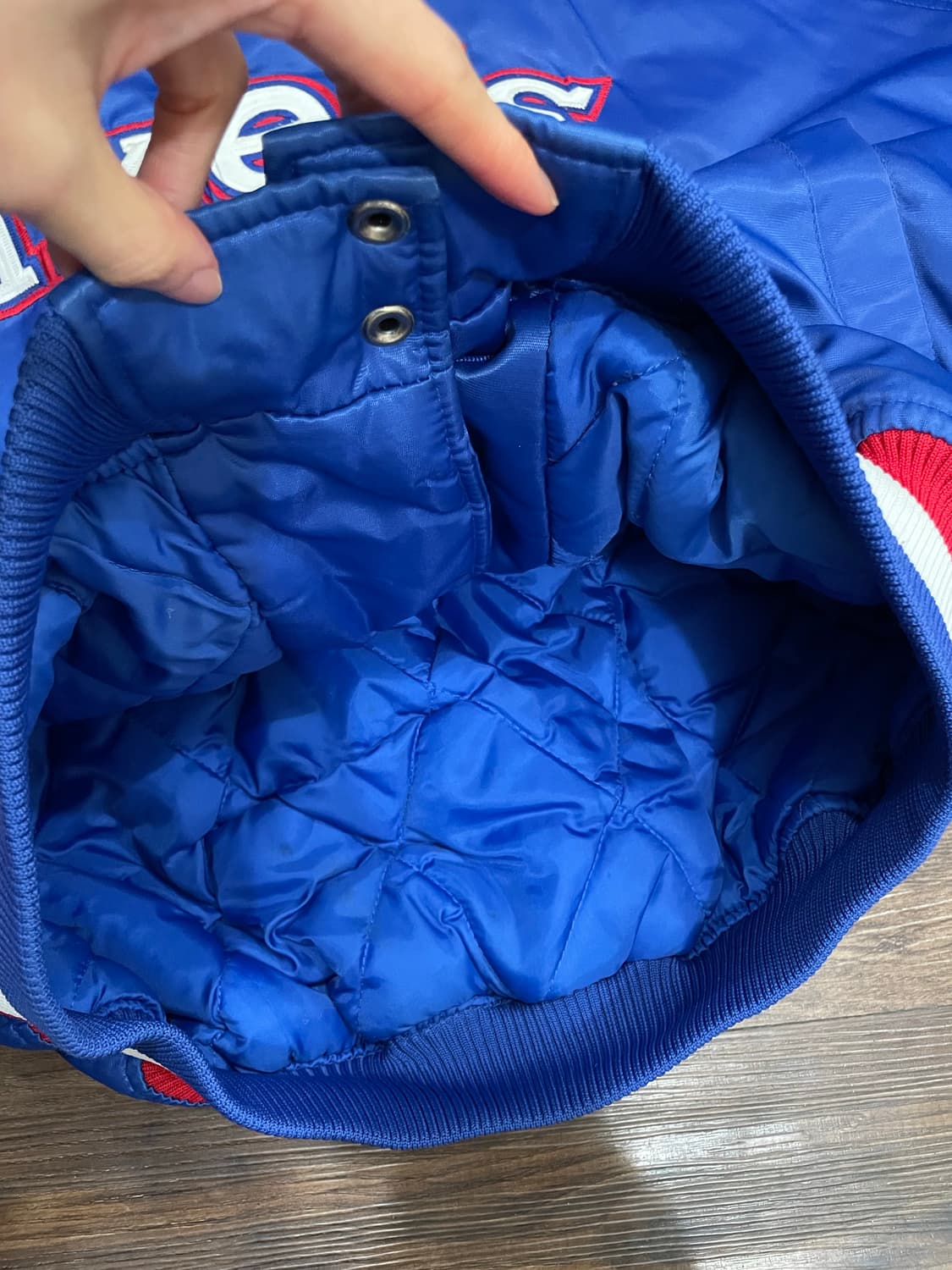 마제스틱 필라델피아 세븐티식서스 사틴 자켓 상품이미지8