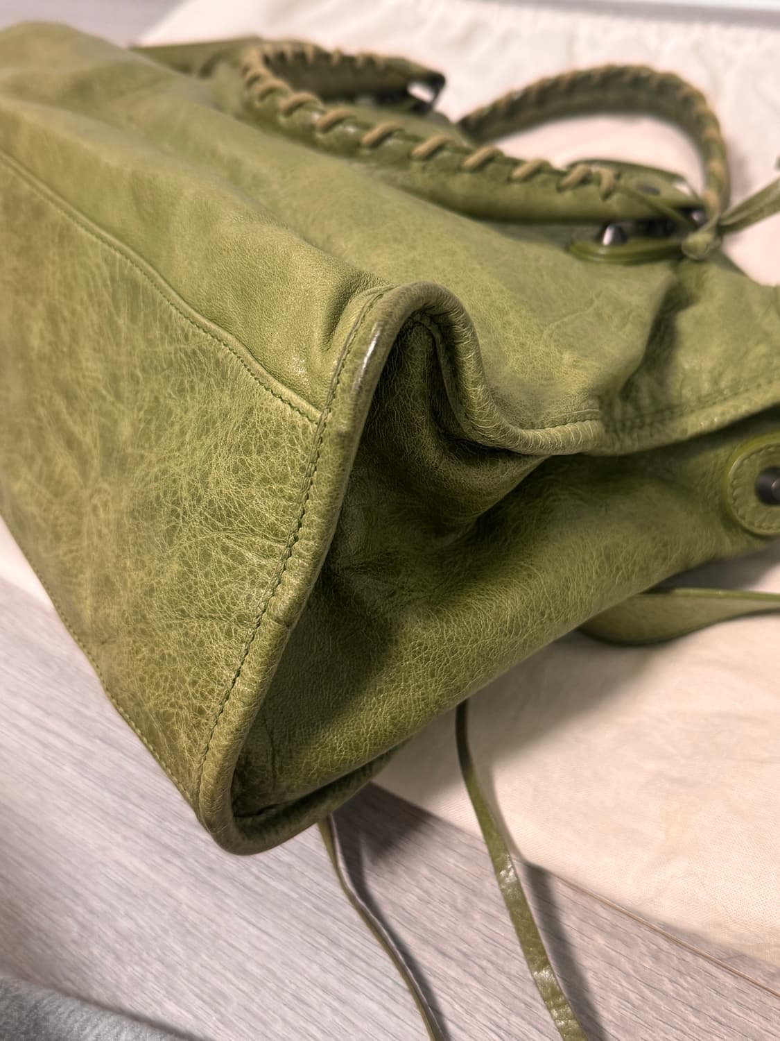 발렌시아가 빈티지 시즌색상 시티백 미디움 상품이미지6