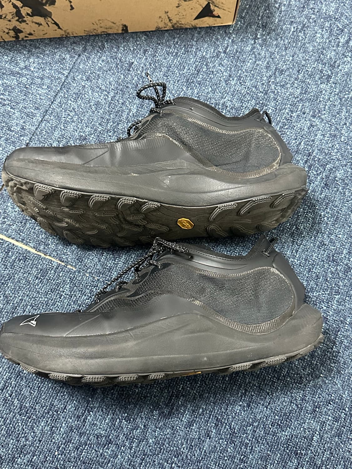 (44) 로아 셀라 블랙 상품이미지3