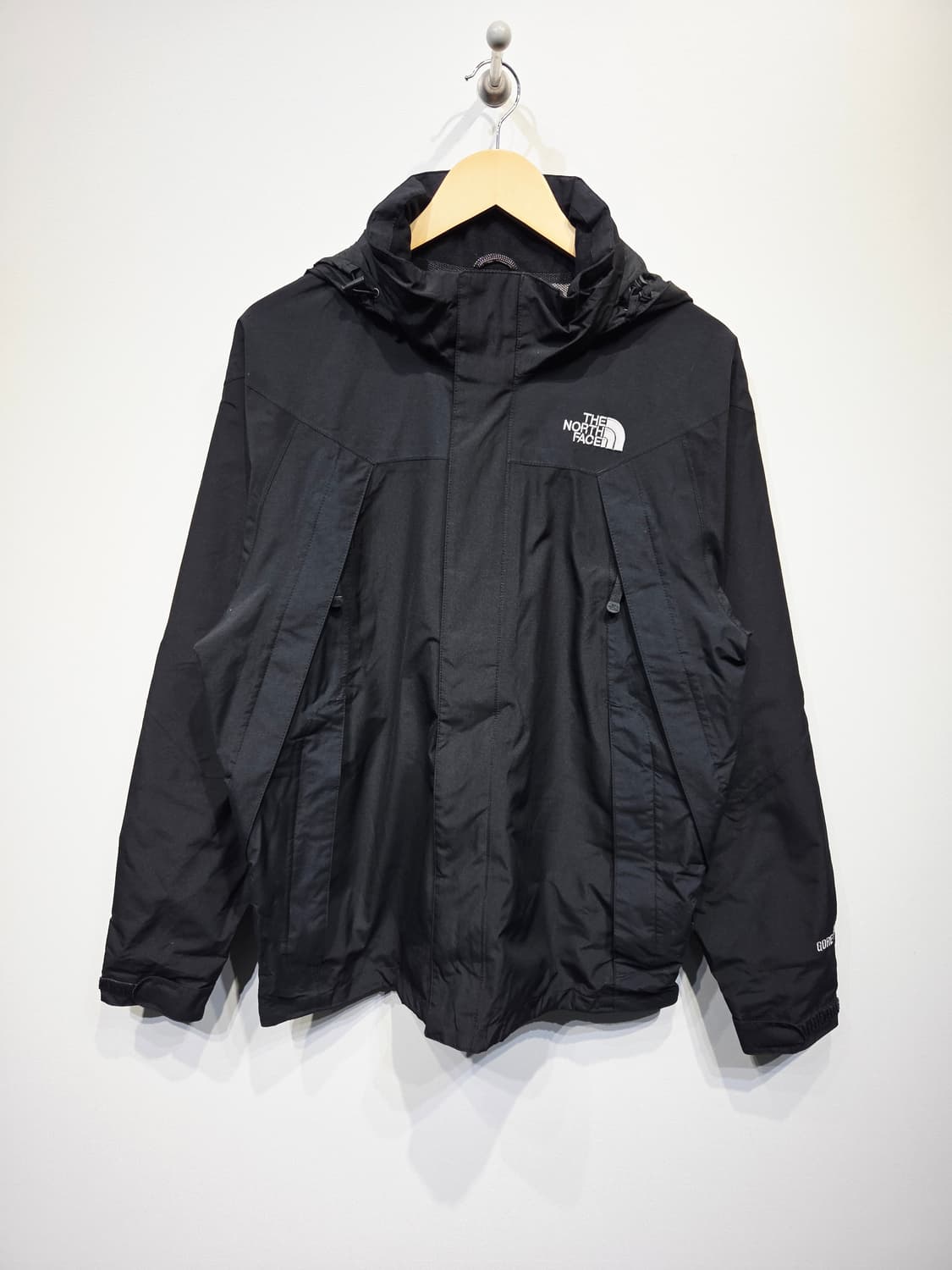 노스페이스 고어텍스 마운틴 자켓 바람막이 블랙 상품이미지2