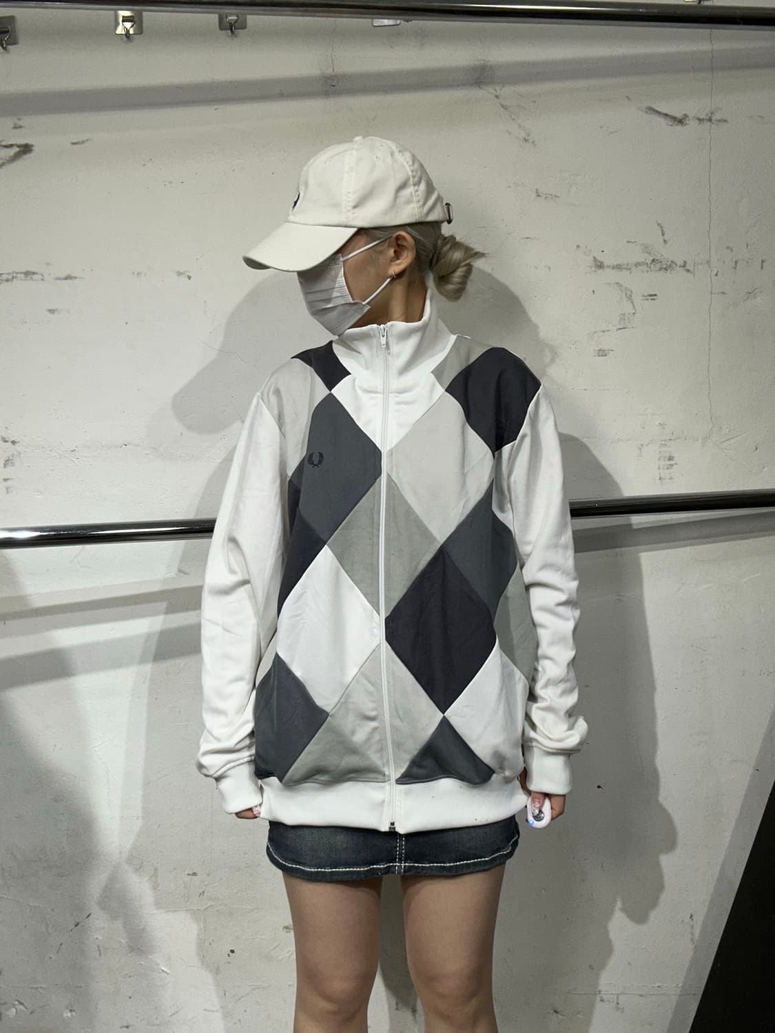 프레드페리 화이트 오버핏 올드스쿨 트랙탑 져지 L 상품이미지2