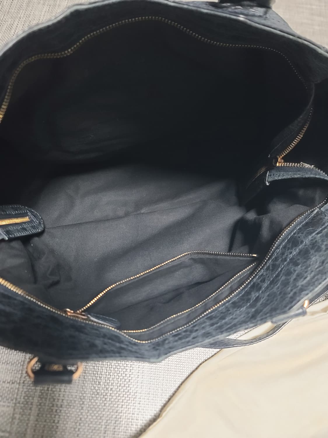 발렌시아가 모터백 시티백 숄더백 상품이미지5