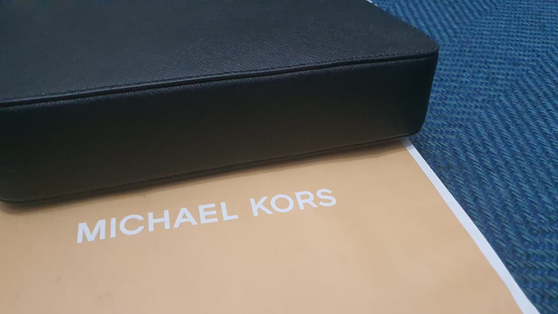 Michael Kors 마이클 코어스 제트셋 라지 크로스바디 블랙 새상품 상품이미지8