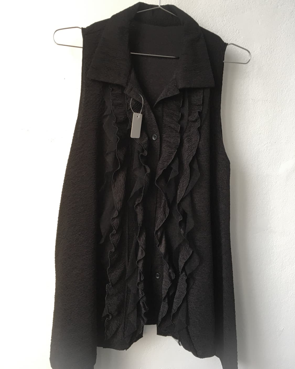 Frill point shirt sleeveless 상품이미지4