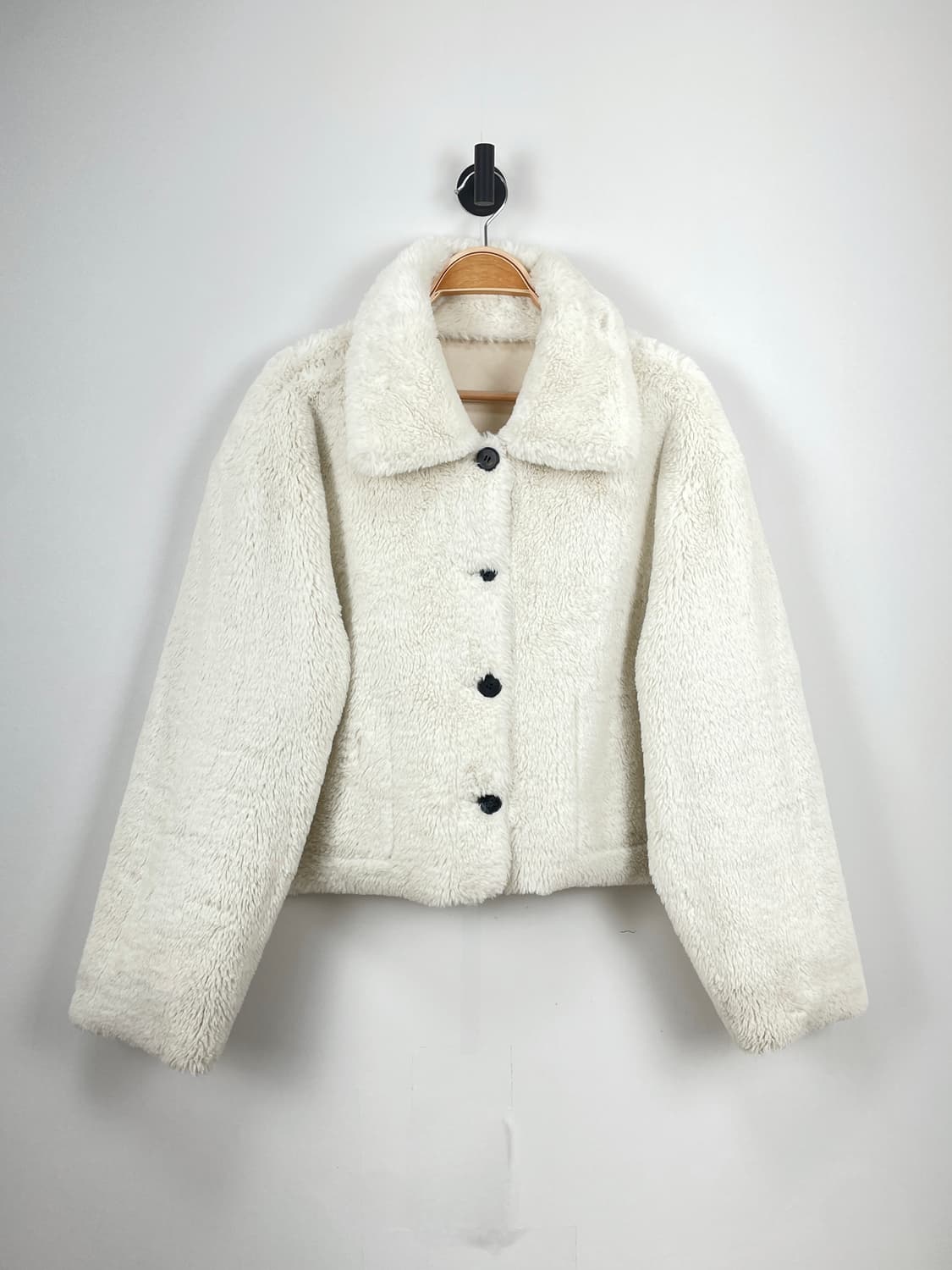 도프셉(doffsept) 리버시블 에코 퍼 무스탕 자켓 상품이미지3