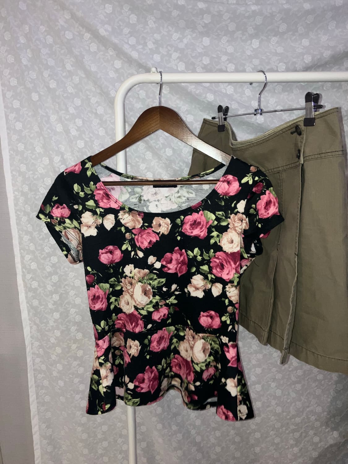 💌 Rose patterned Vintage T-Shirt. 상품이미지2