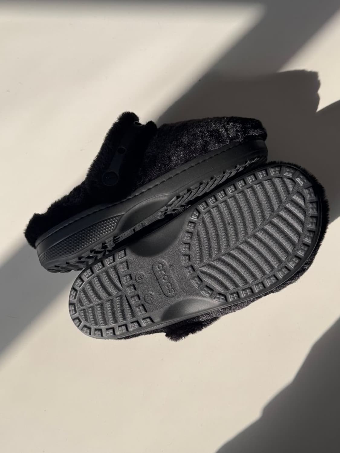 CLASSIC UNFURGETTABLE CROCS 상품이미지6