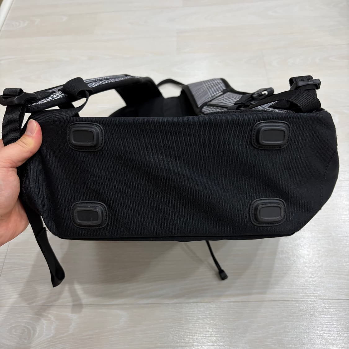 노스페이스 화이트라벨 그레이 체크 백팩 가방 상품이미지5