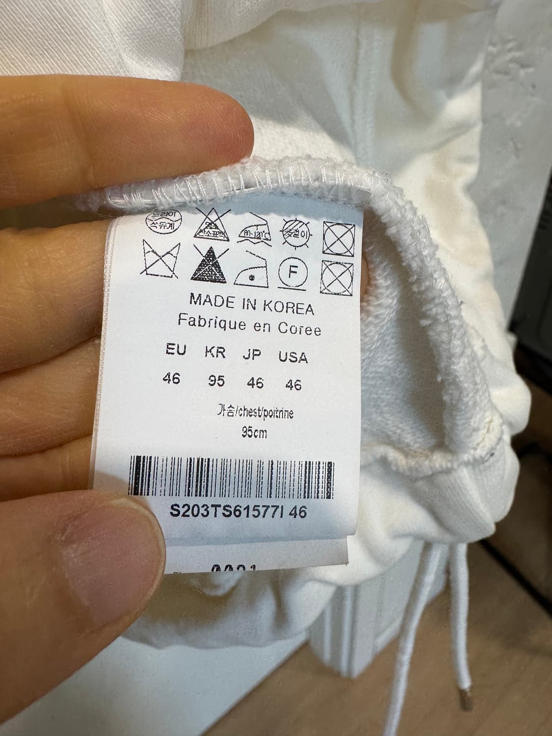 솔리드옴므 멀티 포켓 맨투맨  상품이미지8