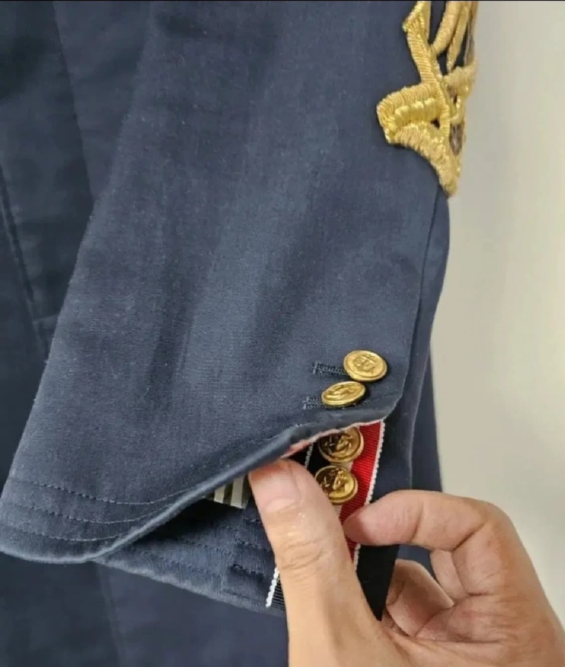 톰브라운 앵커자수 금장코트(1/간지끝판왕/매장정품) 상품이미지4