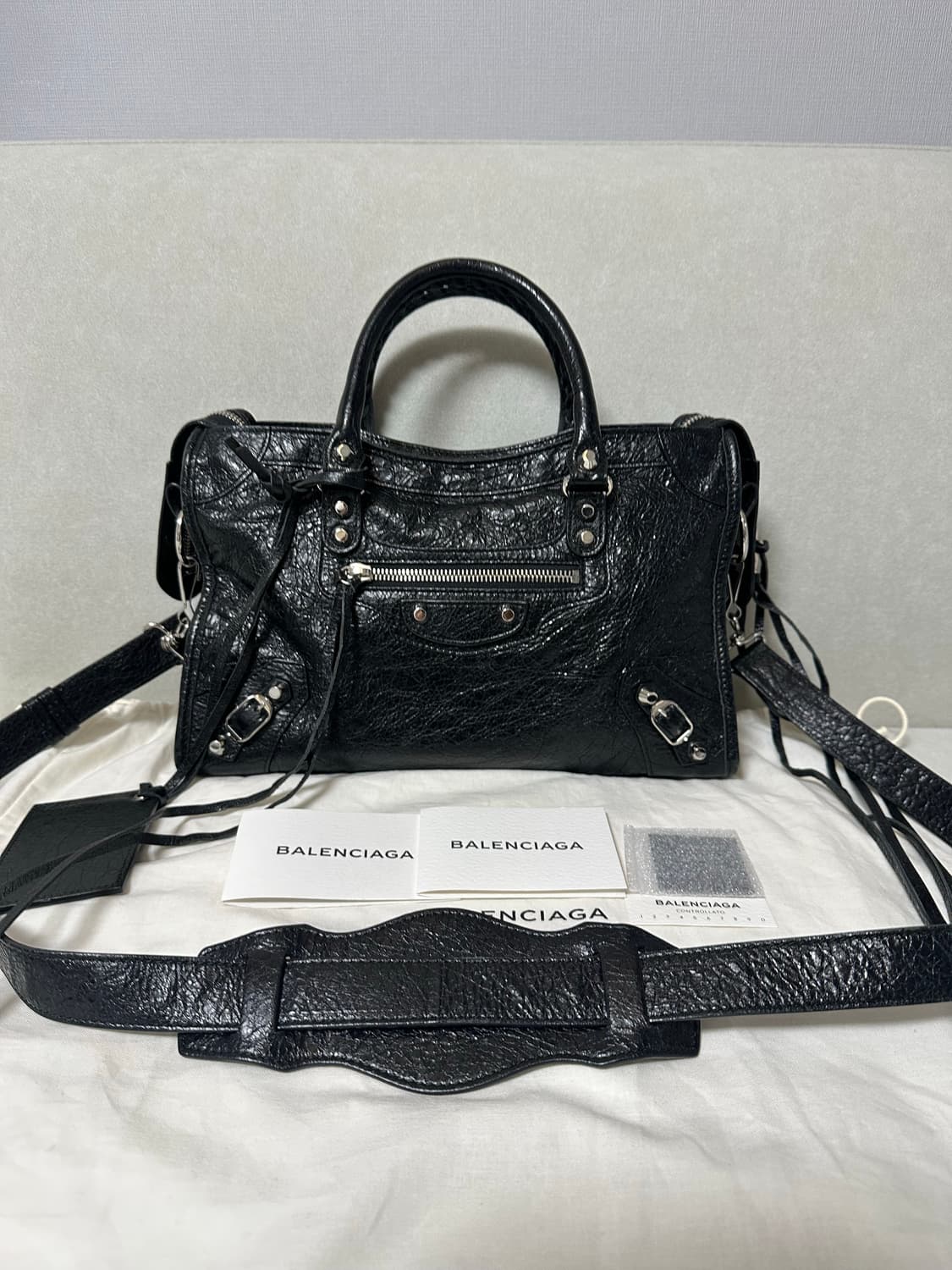 [SA 정품] 발렌시아가 시티 모터백 스몰 블랙-2 상품이미지1