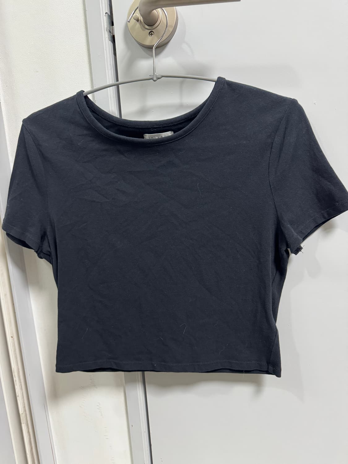 뚜오미오 크롭 반팔티 블랙 상품이미지1