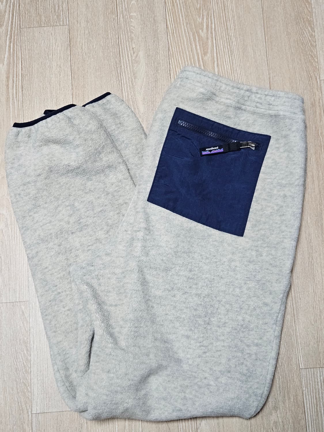 파타고니아 신칠라 팬츠 바지 오트밀 플리스 조거 상품이미지1