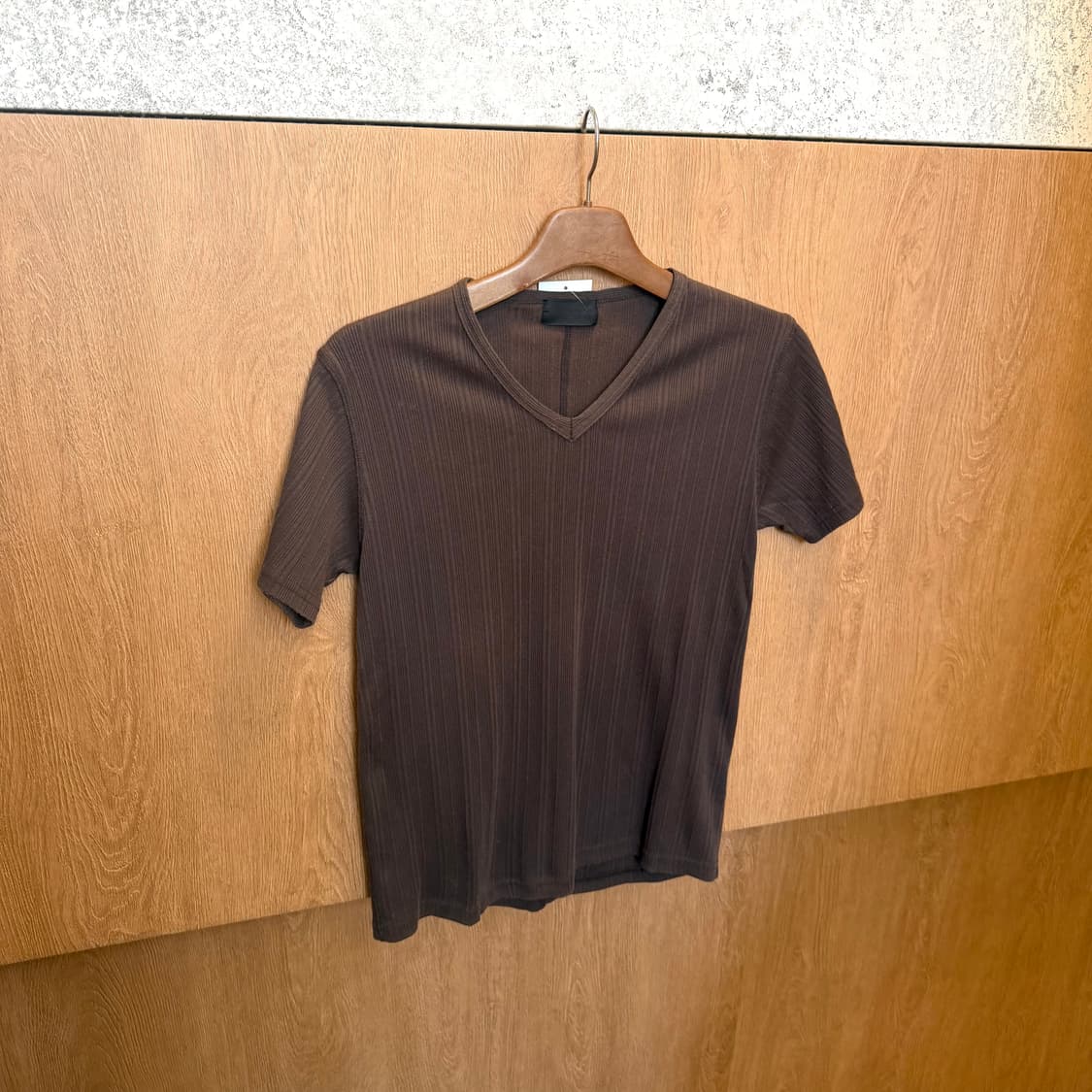 빈티지 브이넥 반팔 골지 티셔츠 레귤러핏 브라운 상품이미지1