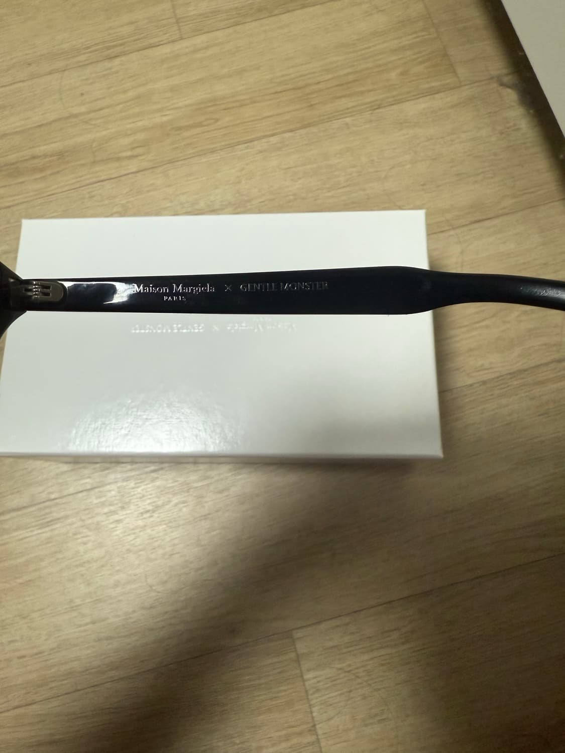 mm111 black 마르지엘라 젠틀몬스터 상품이미지2