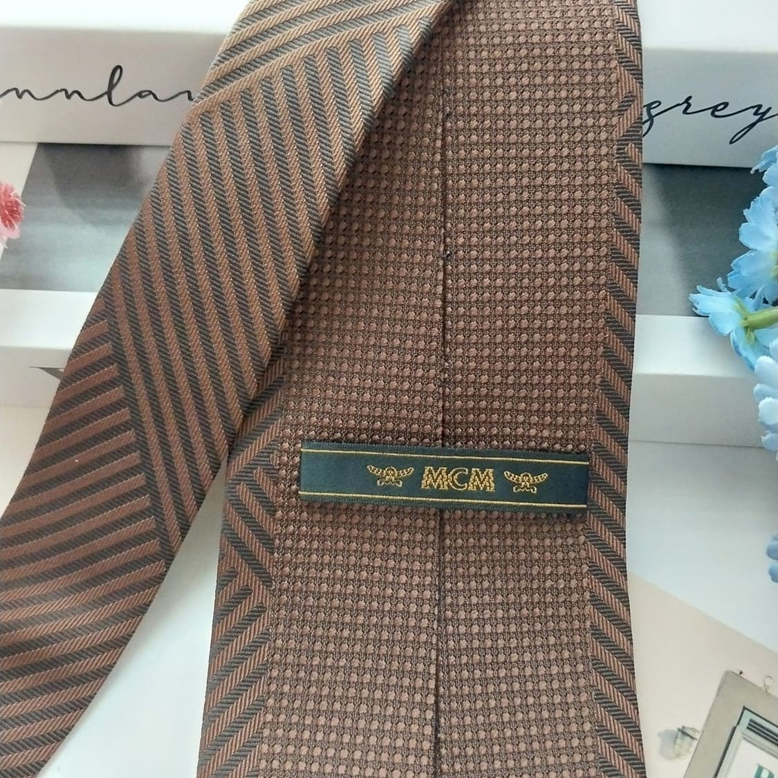 MCM 실크 브라운 스트라이프 넥타이 9.5cm A+등급 K1583
 상품이미지6