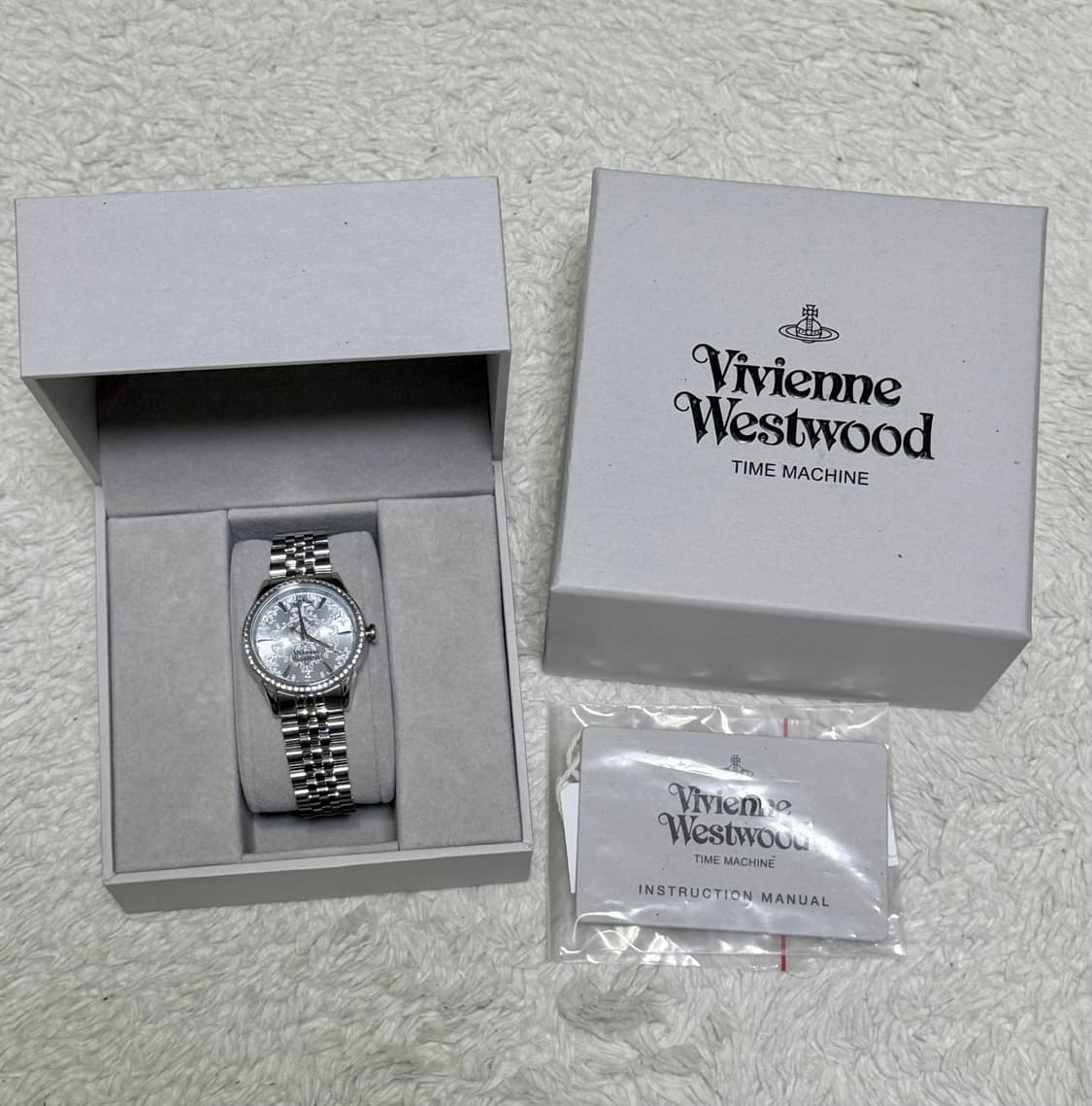 비비안웨스트우드 시계 리틀 월리스 실버 메탈 새상품 VV327LBLSL 상품이미지1