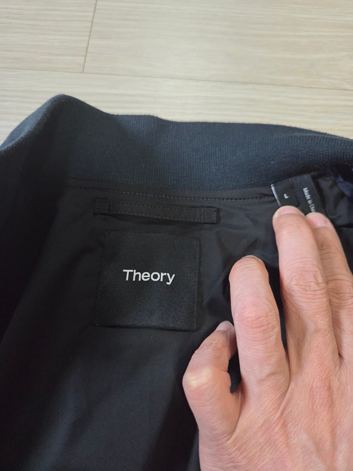 [미착용] 띠어리 신형 에어로 나일론 플라이트 봄버 자켓 상품이미지6