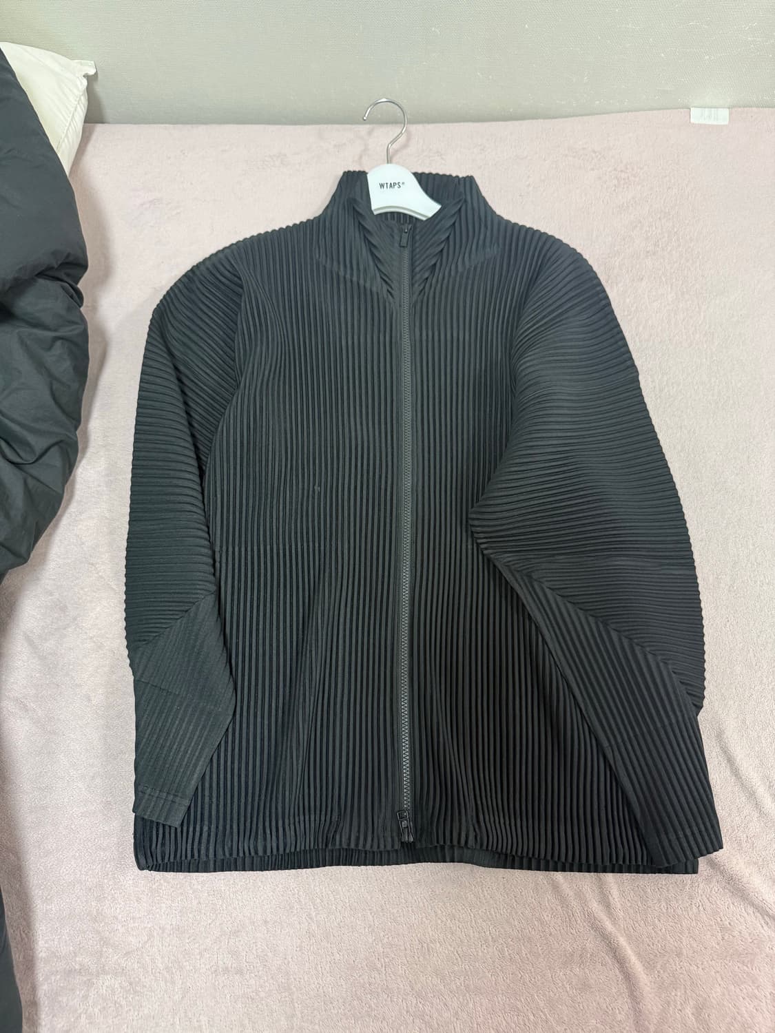 이세이미야케 옴므플리세 집업 4사이즈 상품이미지1