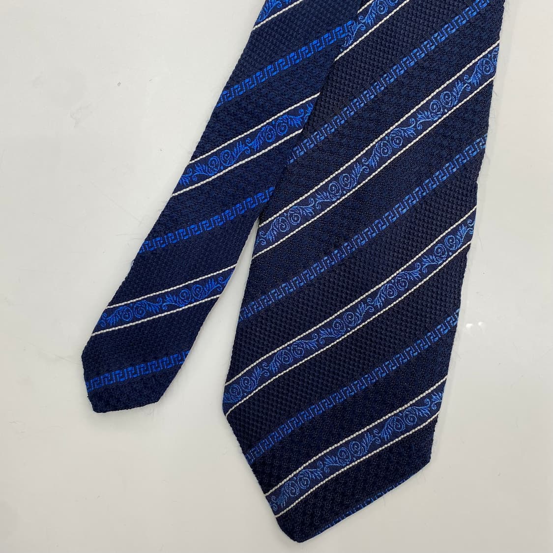 Versace 베르사체 신형라벨 명품 정품 넥타이 상품이미지4