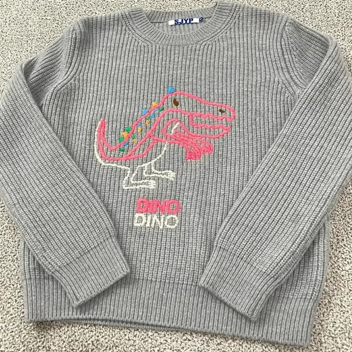 SJYP 디노(DINO) 공룡 자수 니트 S ~55반 상품이미지1