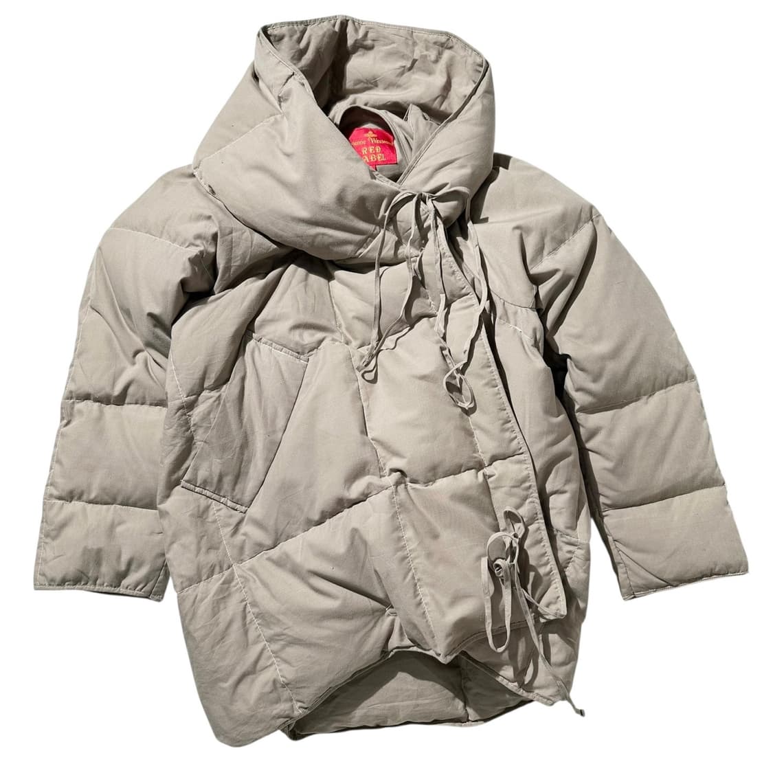 비비안 웨스트우드 언발란스 다운 패딩 상품이미지1