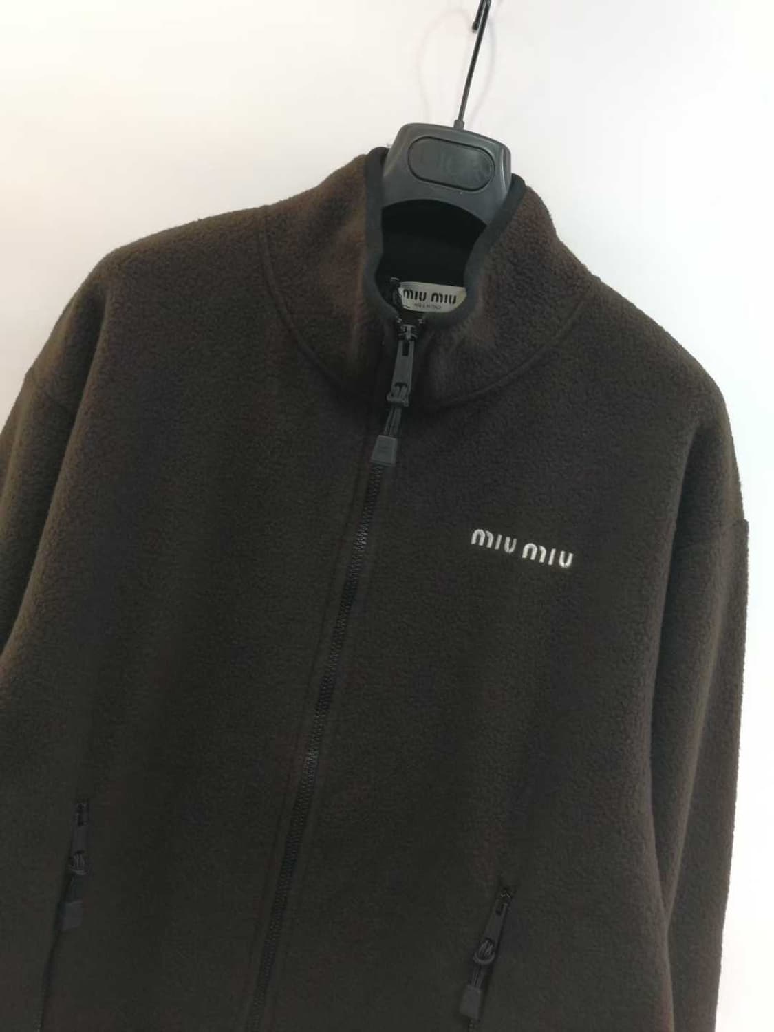 미우미우 후리스 자켓 라지사이즈 판매합니다 상품이미지2