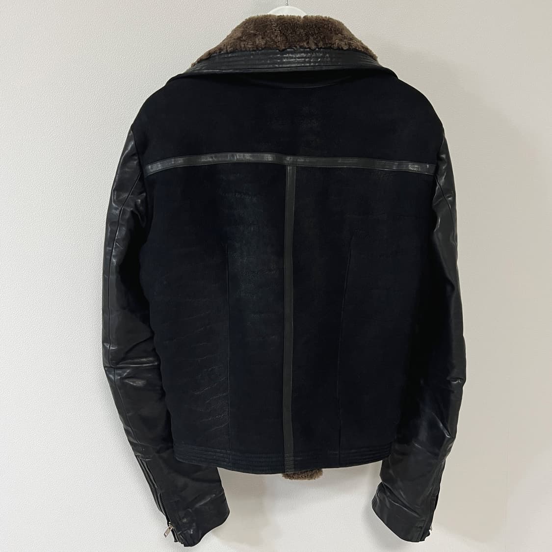 릭오웬스 12FW "MOUNTAIN" 하이넥 양가죽 무스탕 자켓 상품이미지2