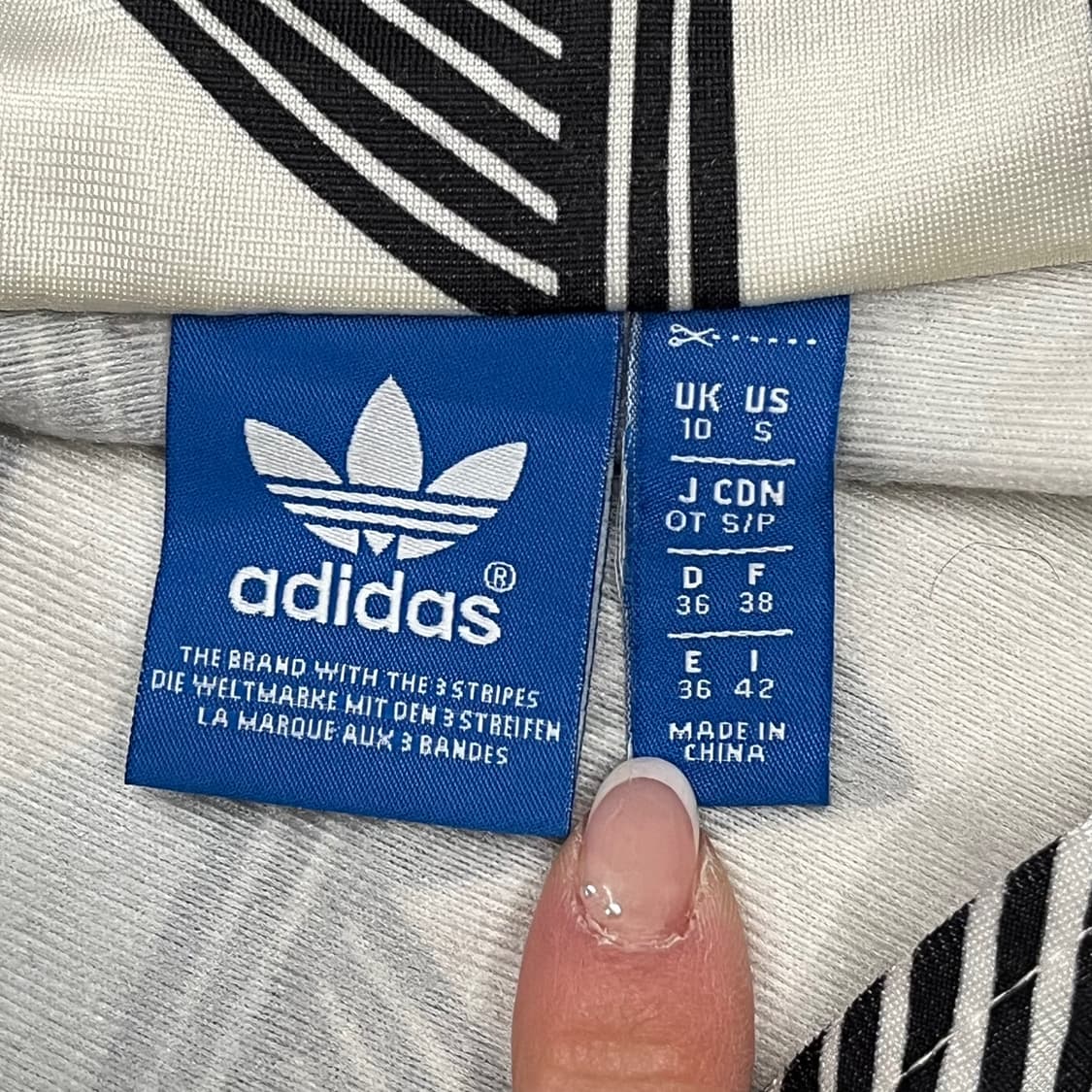 [정품/S] 아디다스 블랙 화이트 패턴 트랙탑 져지 b8 상품이미지5