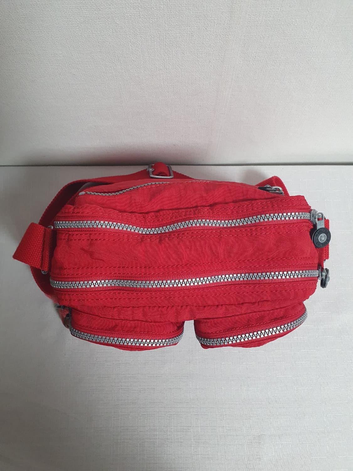 키플링 FLEA 레드 크로스백 바이브 미니 숄더백  상품이미지5