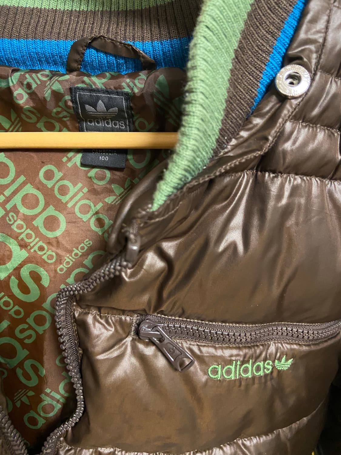 아디다스 브라운 패딩 자켓 (모자 탈부착 가능) 100 상품이미지4