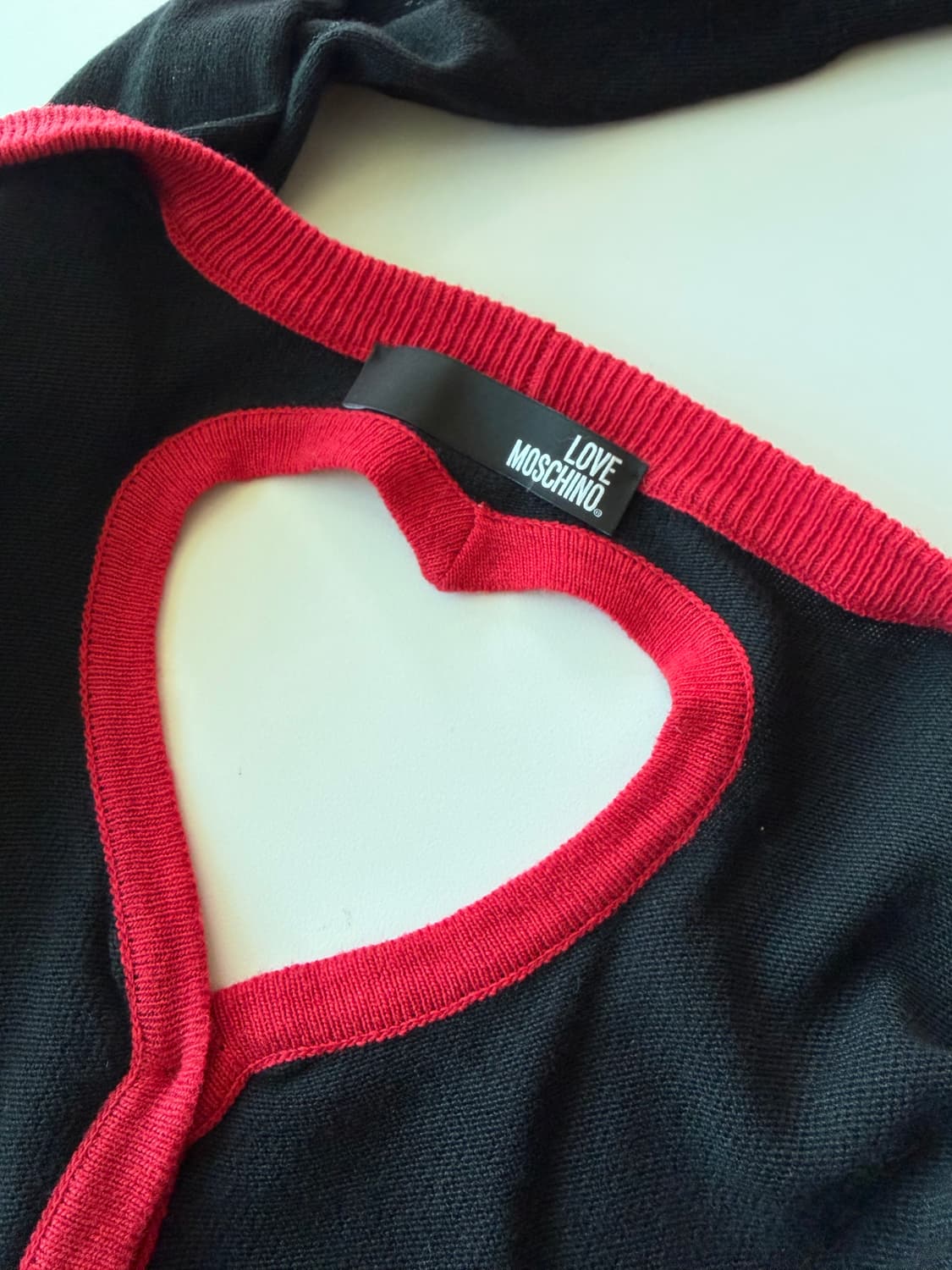 모스키노 하트 크롭 니트 가디건 상품이미지5