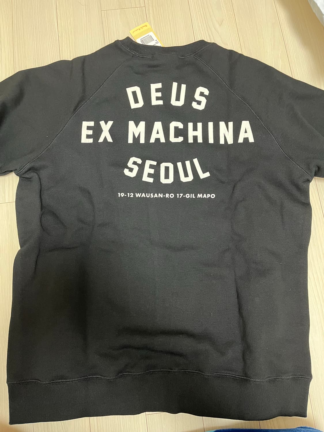 [XL] 데우스 엑스 마키나 서울 크루넥 블랙 새상품 상품이미지3