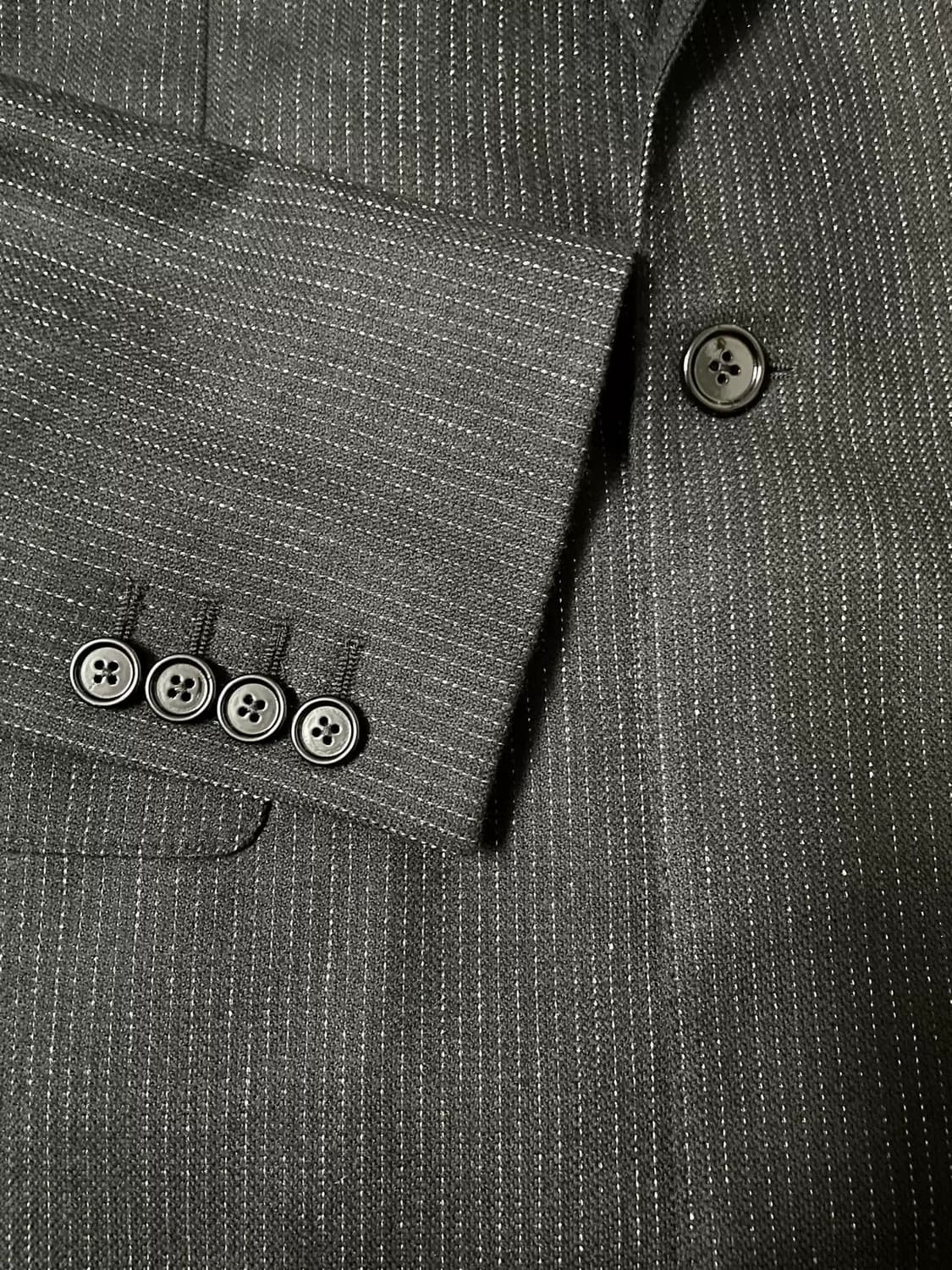 [박보검님 착용] 셀린느 23AW 라인스톤 스트라이프 자켓 상품이미지4