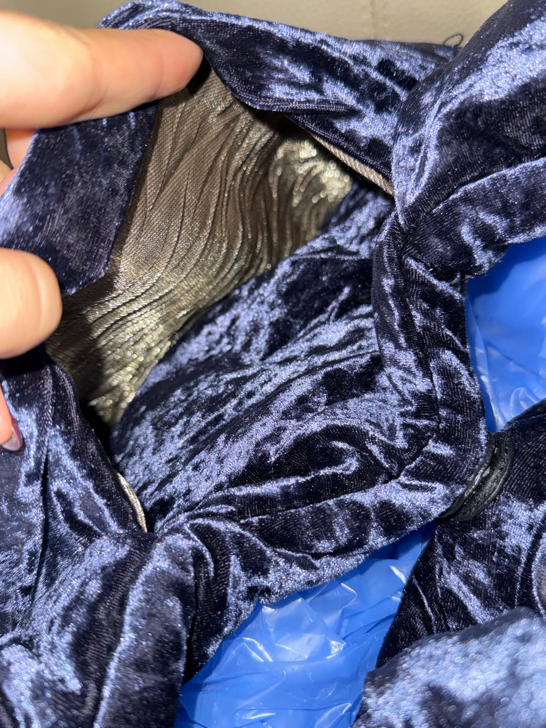 twist line detail velour shoulder bag 상품이미지6