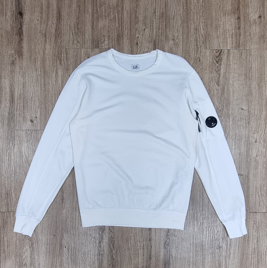 CP COMPANY 라이트 플리스 렌즈와펜 맨투맨 S _ 공요,남성 상품이미지1